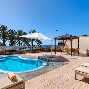 https://club-playa-amadores.in-canary-islands.com