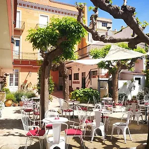 hostal-plaja.catalonia-hotels.com/